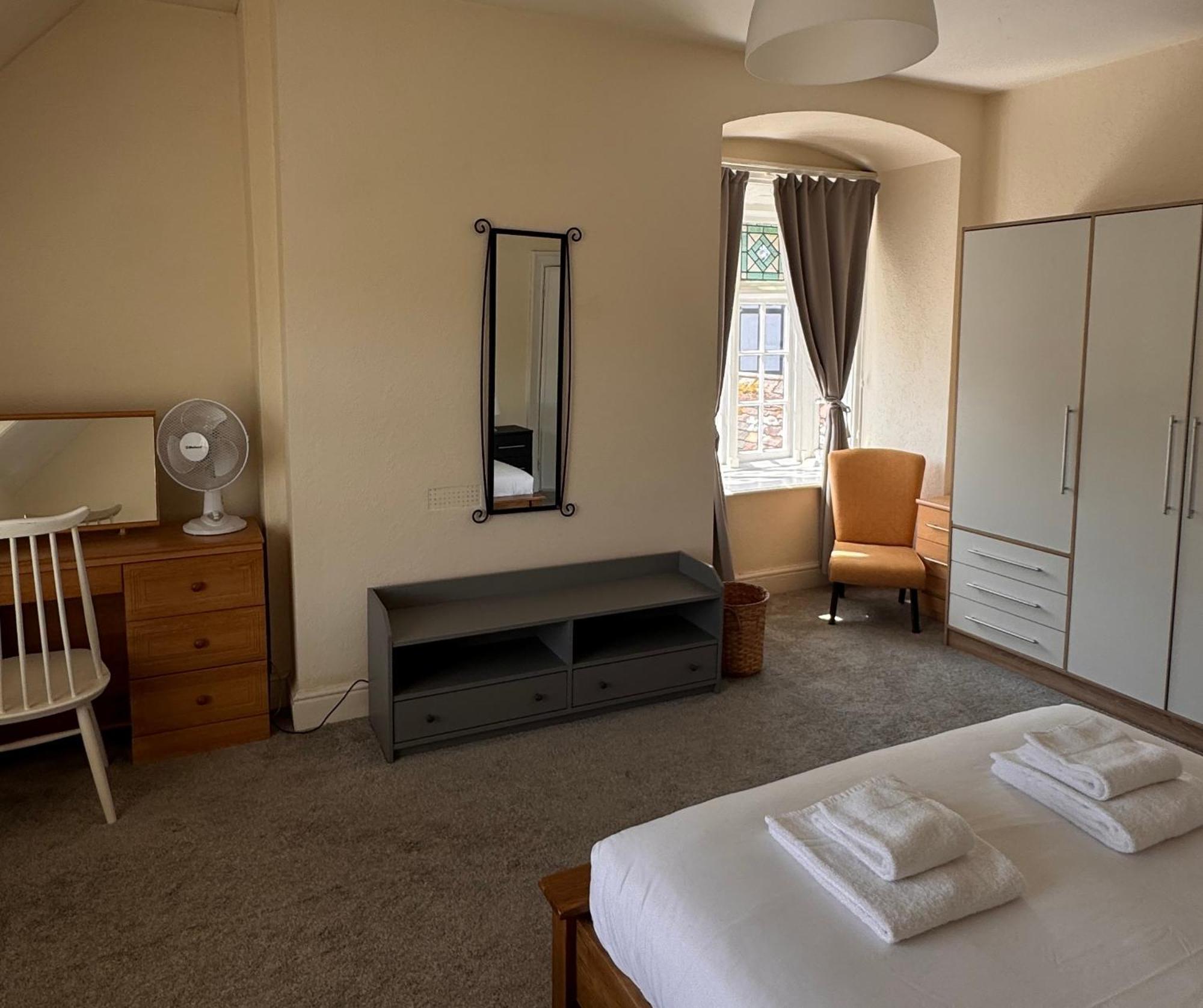 The Talbot And Apartment Iwerne Minster Extérieur photo