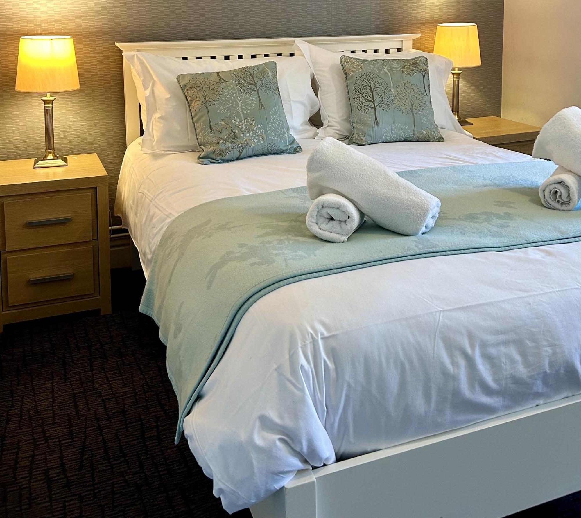The Talbot And Apartment Iwerne Minster Extérieur photo